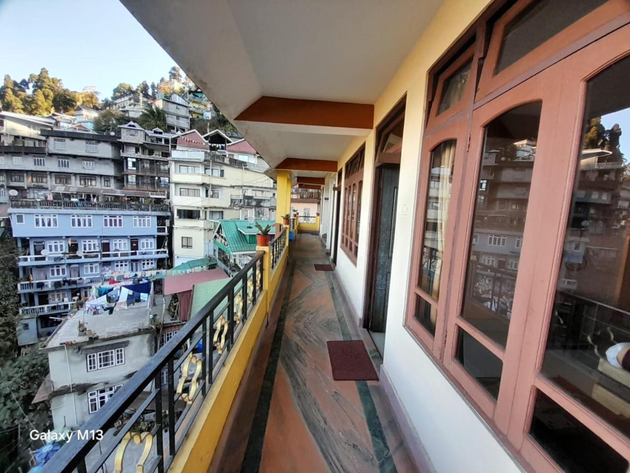 Hotel Jaswin Shanti Priya دارجيلنغ المظهر الخارجي الصورة